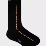 Chaussettes fabriquées en Italie à partir d’un mélange de coton biologique. Ces chaussettes Paul Smith noires arborent un motif en liseré "Signature Stripe".