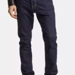 Ce jeans Dsquared2 coupe slim « Cool Guy » s’adapte à différentes tenues.