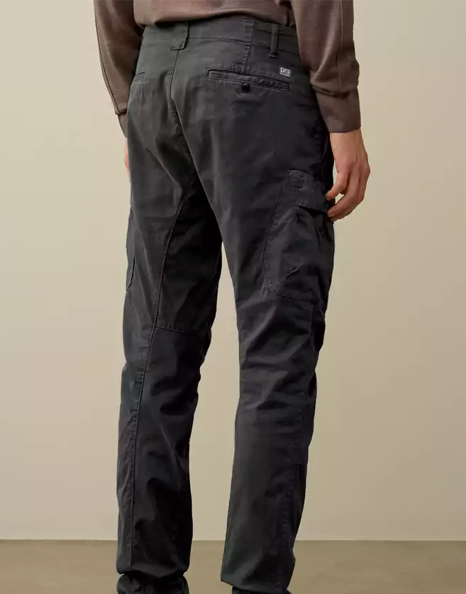 Pantalon CP Company cargo en satin stretch