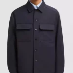 Conçue en gabardine de laine, cette chemise Moncler pour homme est un incontournable en toute saison.