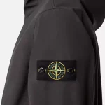 Blouson Stone Island à capuche soft shell